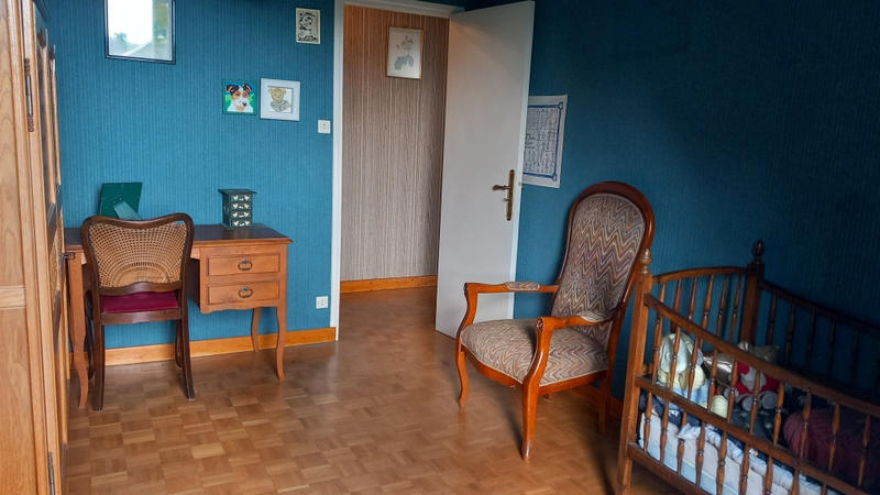 Maison - 145 m² - 9 pièces