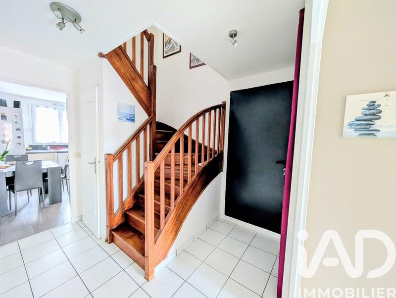 Maison - 83 m² - 4 pièces