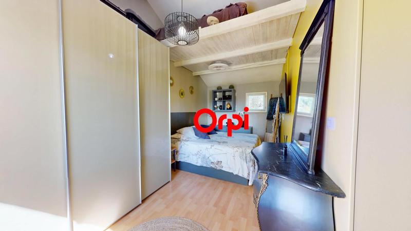 Maison - 98 m² - 5 pièces