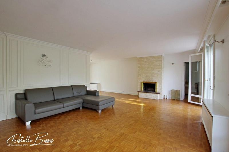 Maison - 170 m² - 6 pièces