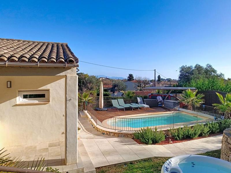 Villa - 138 m² - 4 pièces