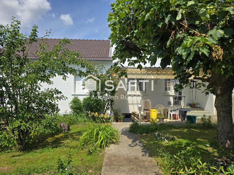 Maison - 168 m² - 8 pièces