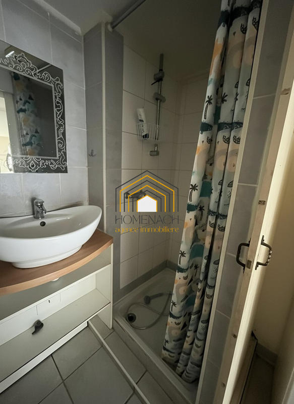 Local commercial - 20 m² - 1 pièce