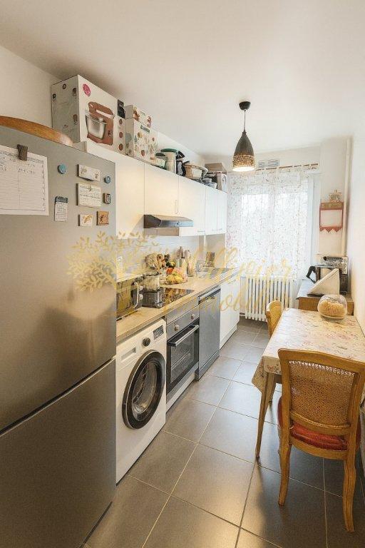 Appartement - 79 m² - 3 pièces