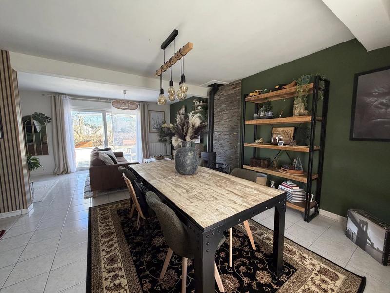 Maison - 101 m² - 4 pièces