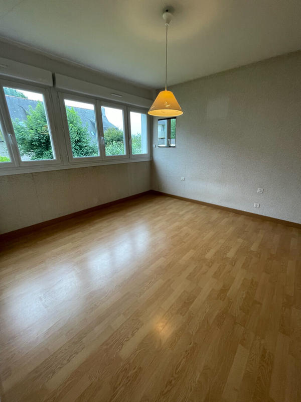 Maison - 103 m² - 5 pièces