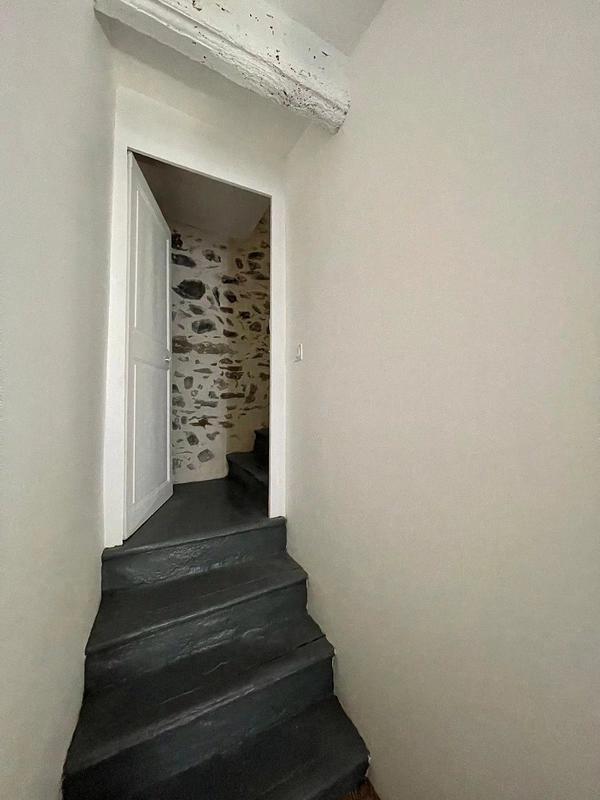 Maison traditionnelle - 105 m² - 5 pièces