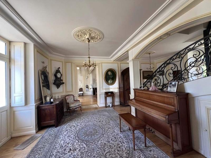 Manoir - 600 m² - 12 pièces