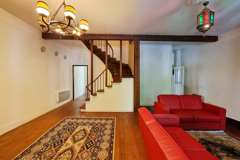 Appartement - 106 m² - 4 pièces