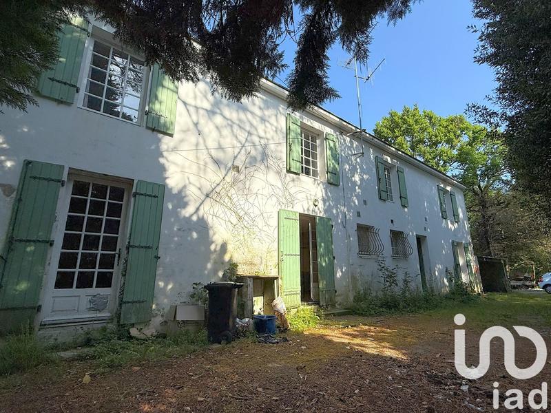 Maison - 390 m² - 13 pièces