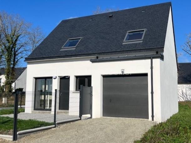 Maison - 90 m² - 5 pièces