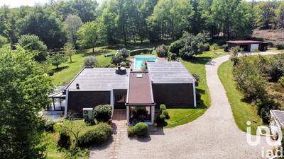 Maison de maîtres - 185 m² - 6 pièces