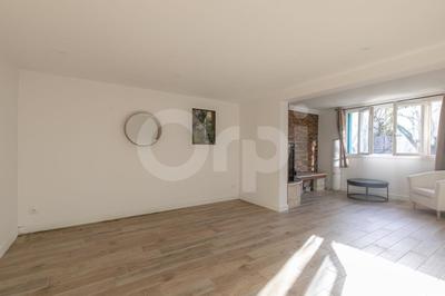 Maison - 87 m² - 4 pièces