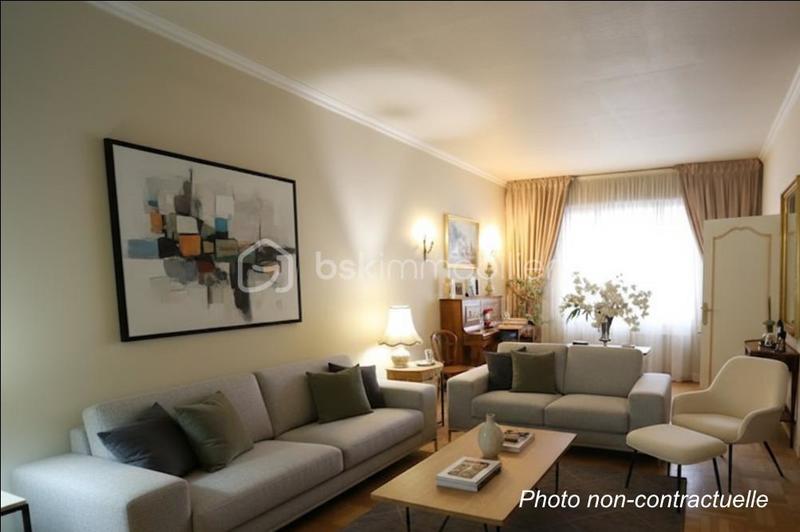 Maison de maîtres - 215 m² - 9 pièces