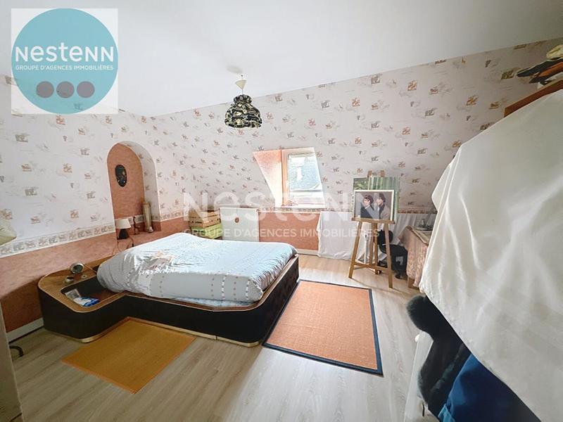 Maison - 250 m² - 7 pièces