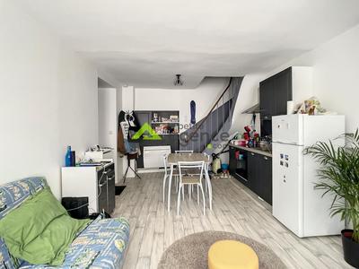 Maison de ville - 50 m² - 3 pièces