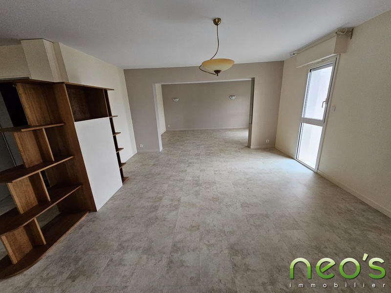 Appartement - 111 m² - 5 pièces