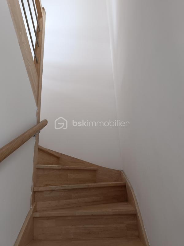 Maison - 91 m² - 4 pièces