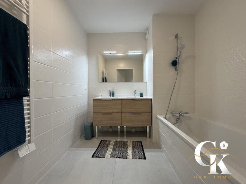 Appartement - 106 m² - 5 pièces