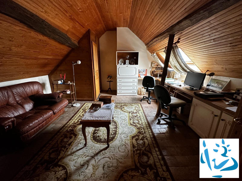 Maison - 160 m² - 5 pièces