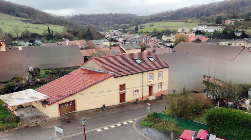 Maison - 121 m² - 5 pièces