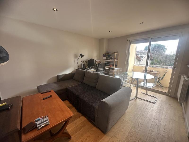 Appartement ancien - 46 m² - 2 pièces