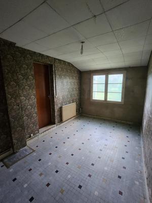 Maison - 80 m² - 5 pièces