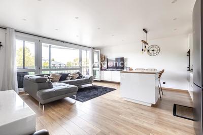 Appartement - 75 m² - 4 pièces