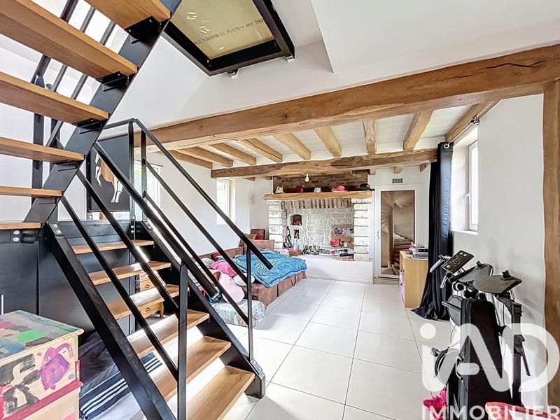Maison - 180 m² - 6 pièces