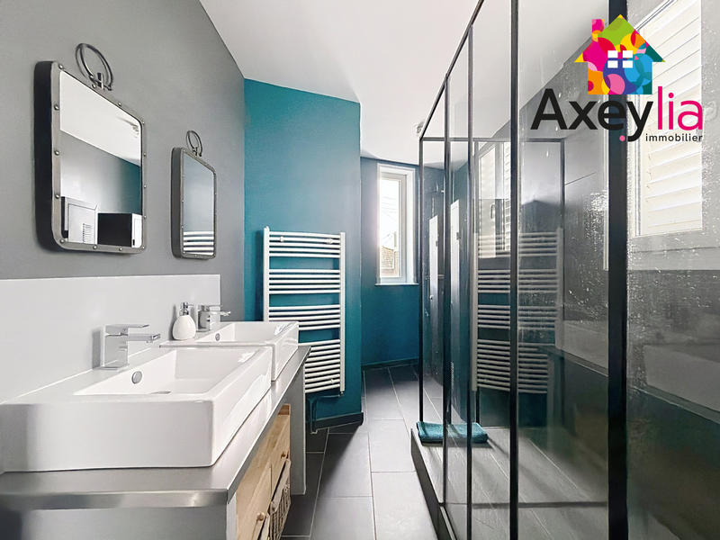 Maison - 85 m² - 4 pièces