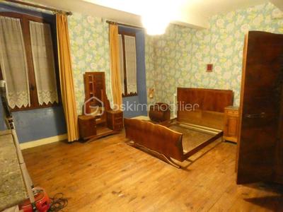 Immeuble - 115 m² - 6 pièces