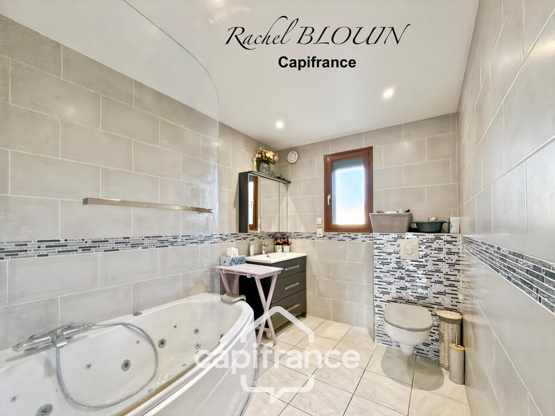 Maison - 118 m² - 5 pièces