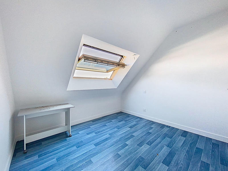 Maison - 87 m² - 5 pièces