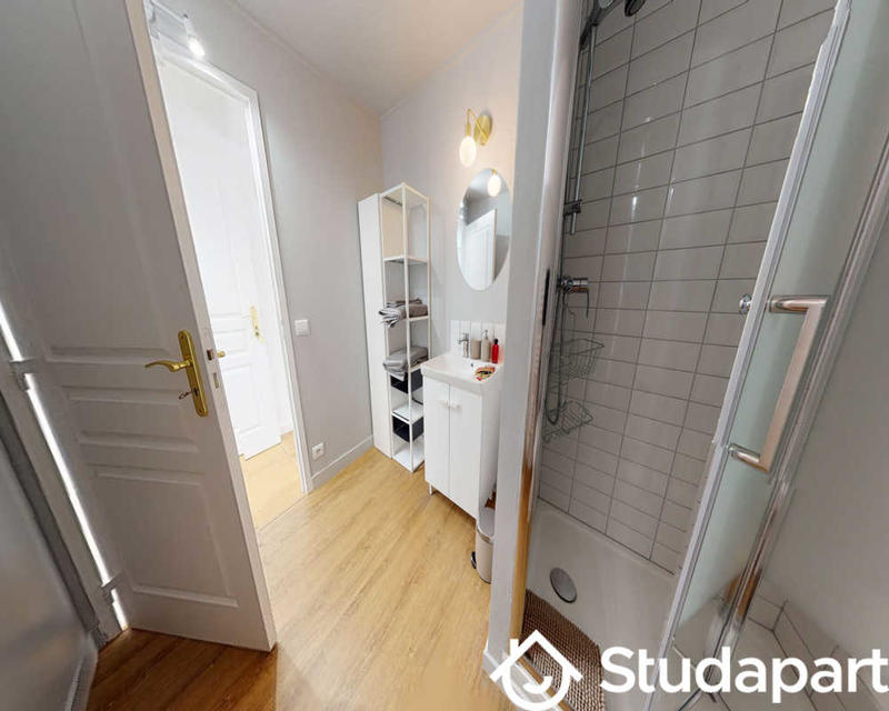 Chambre - 110 m² - 1 pièce