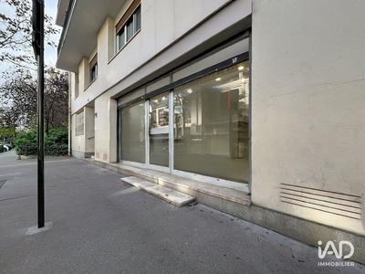 Local commercial - 82 m²