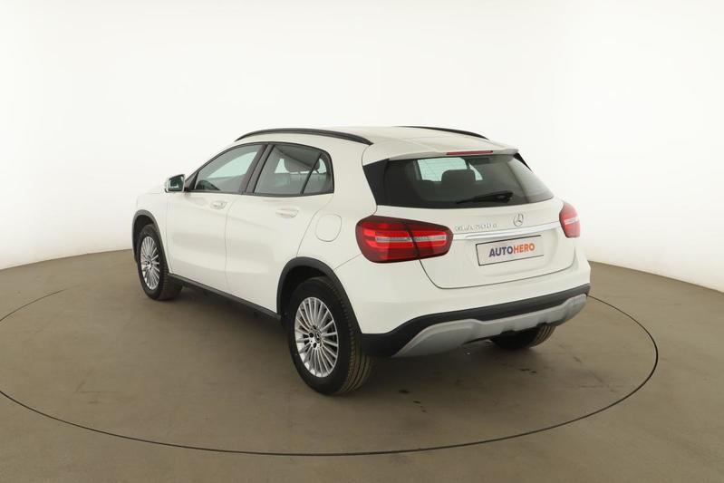 Mercedes Gla 200 d 7g-Dct 136 ch