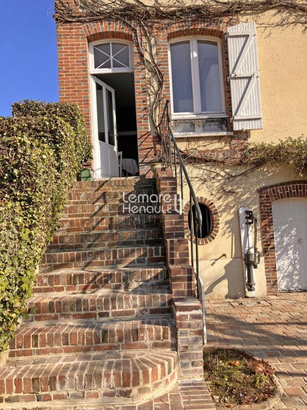 Propriété - 200 m² - 10 pièces