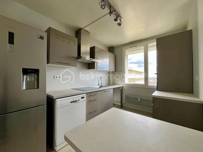 Appartement - 65 m² - 2 pièces