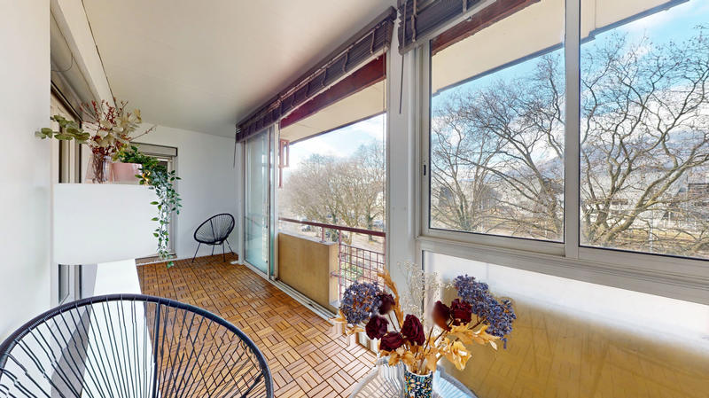 Appartement - 80 m² - 4 pièces