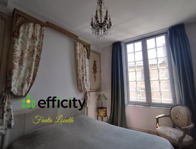 Appartement ancien - 65 m² - 4 pièces