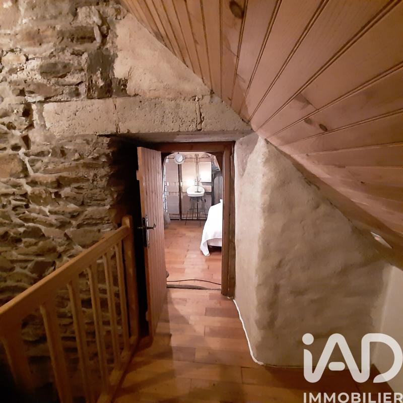 Maison - 197 m² - 7 pièces