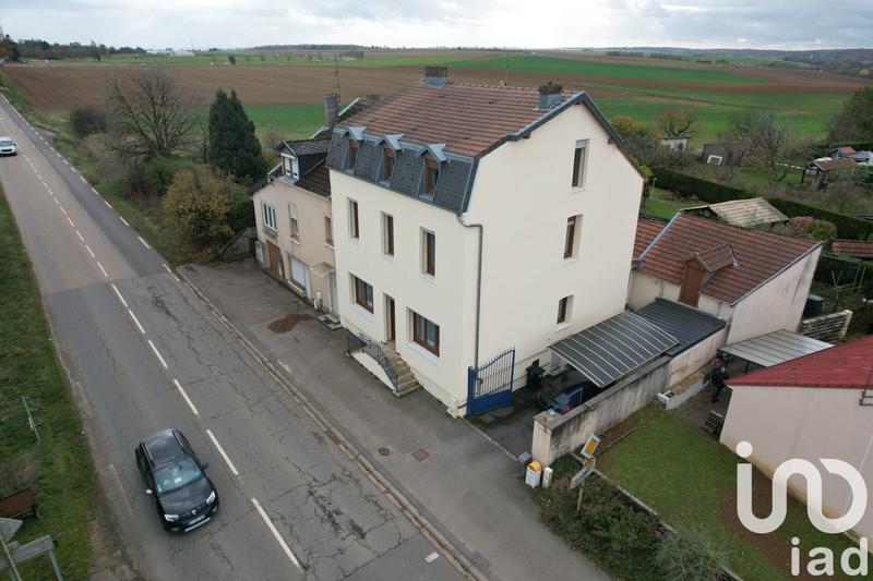 Maison - 200 m² - 7 pièces