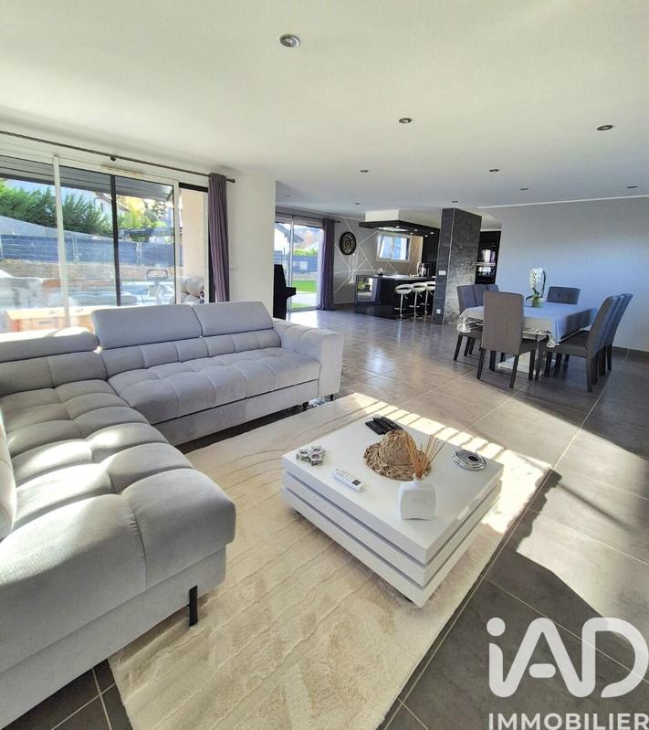 Maison - 150 m² - 6 pièces