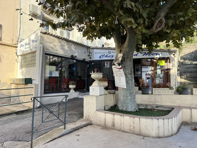 Propriété - 400 m² - 16 pièces