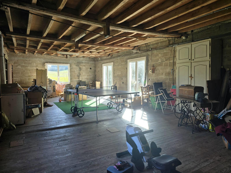 Maison - 254 m² - 8 pièces