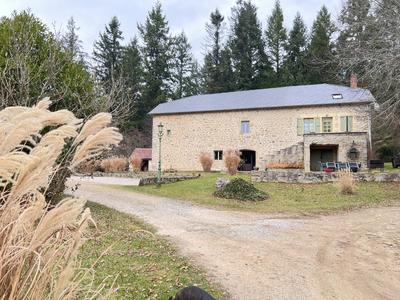 Corps de ferme - 425 m² - 12 pièces