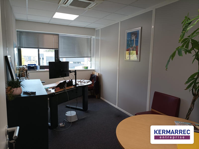Bureau - 148 m²