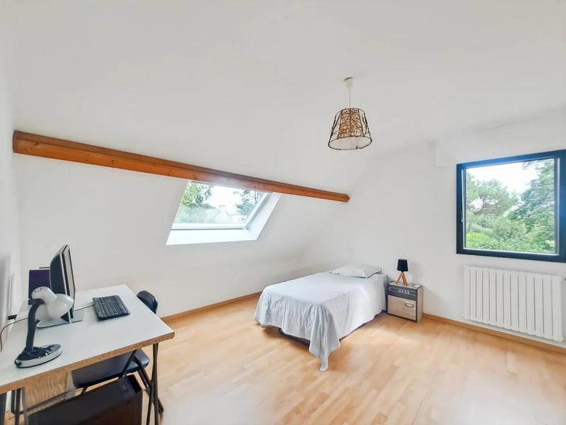 Maison - 228 m² - 5 pièces