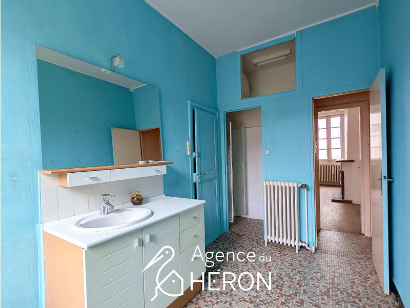 Maison - 204 m² - 8 pièces