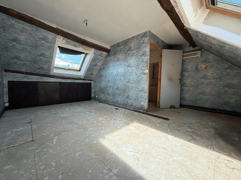 Maison - 83 m² - 4 pièces